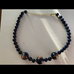 Lot of vintage necklaces